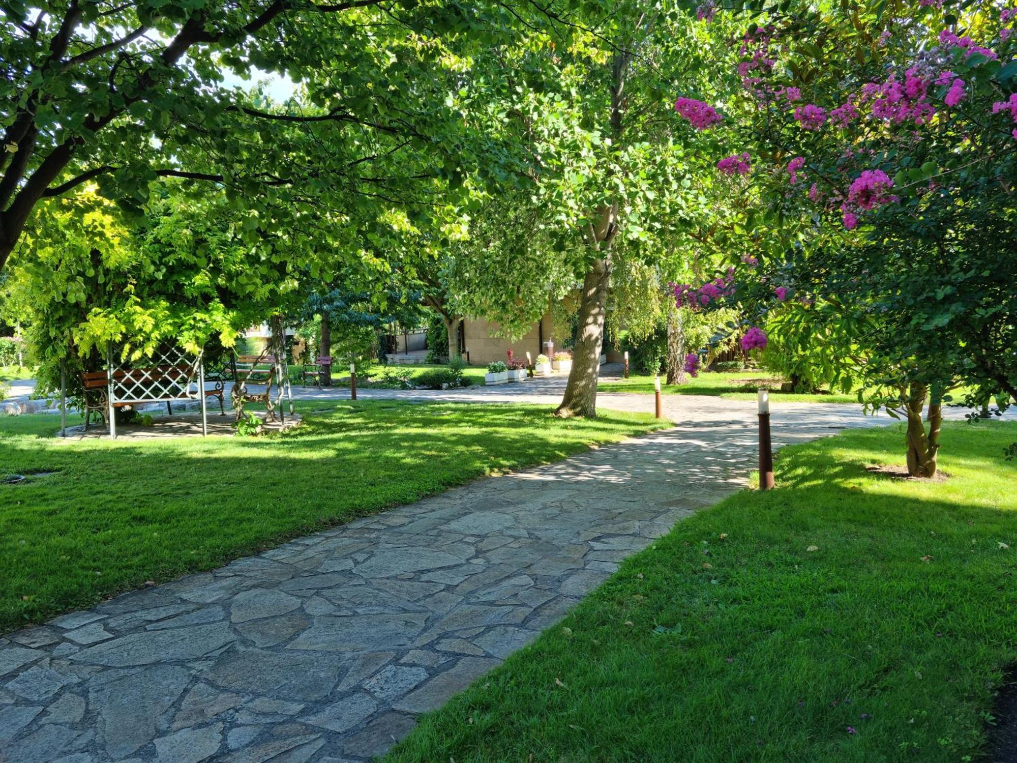 Апартамент Ния, Райска Градина / Garden Of Eden Светий Влас Екстер'єр фото
